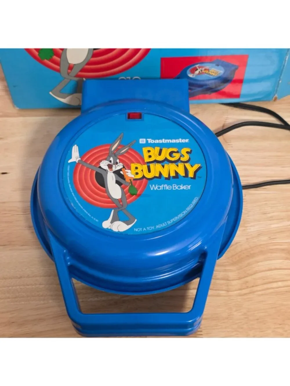 Vintage 1991 Toastmaster Bugs Bunny Waffle Baker Looney Tunes Maker w/ Box